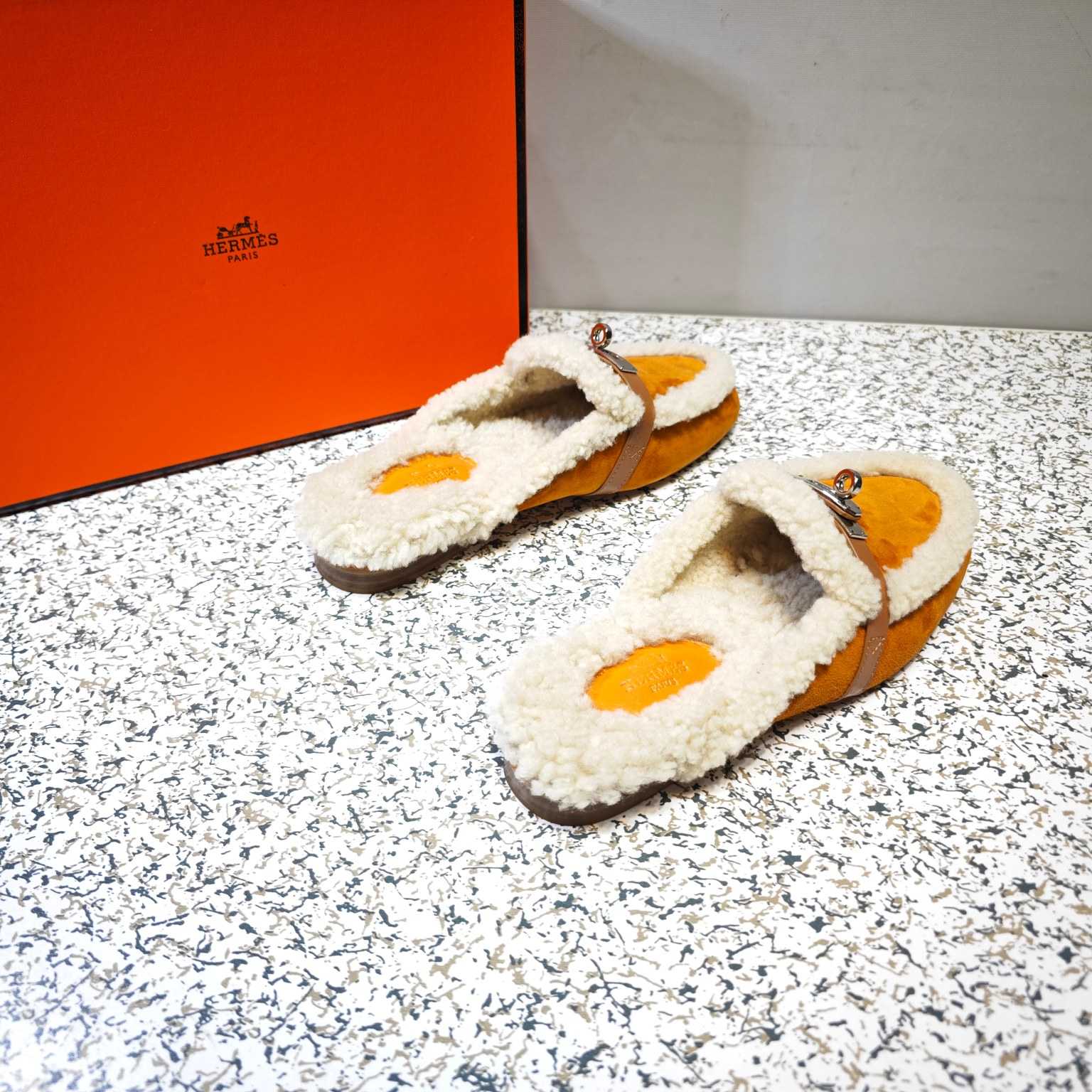 Hermes Oz Mule - FashionPlug