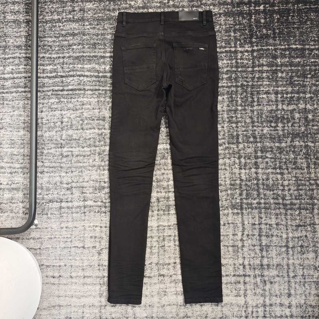 Amiri Slim Fit Jeans    659 - FashionPlug