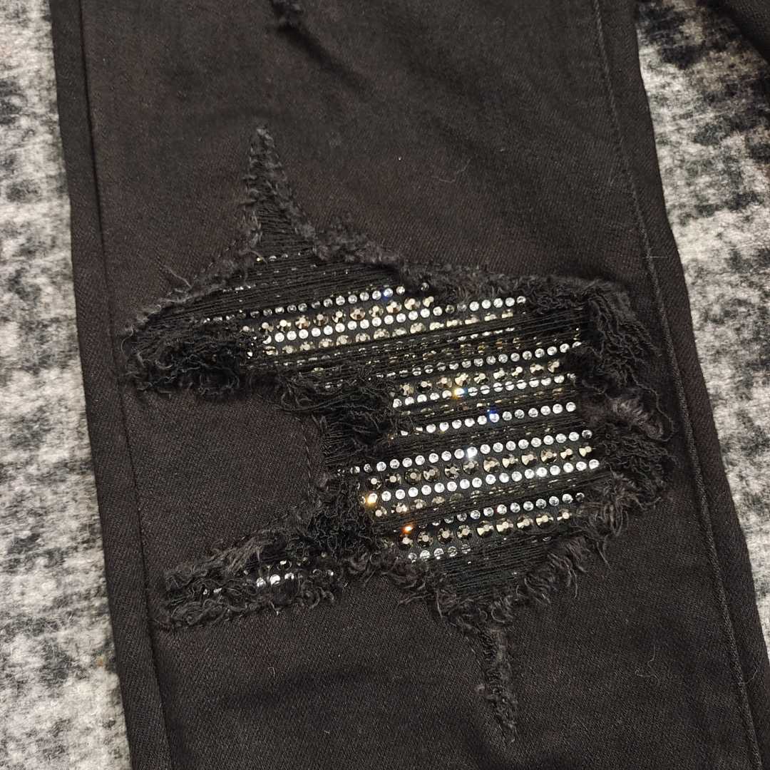 Amiri Slim Fit Jeans    659 - FashionPlug