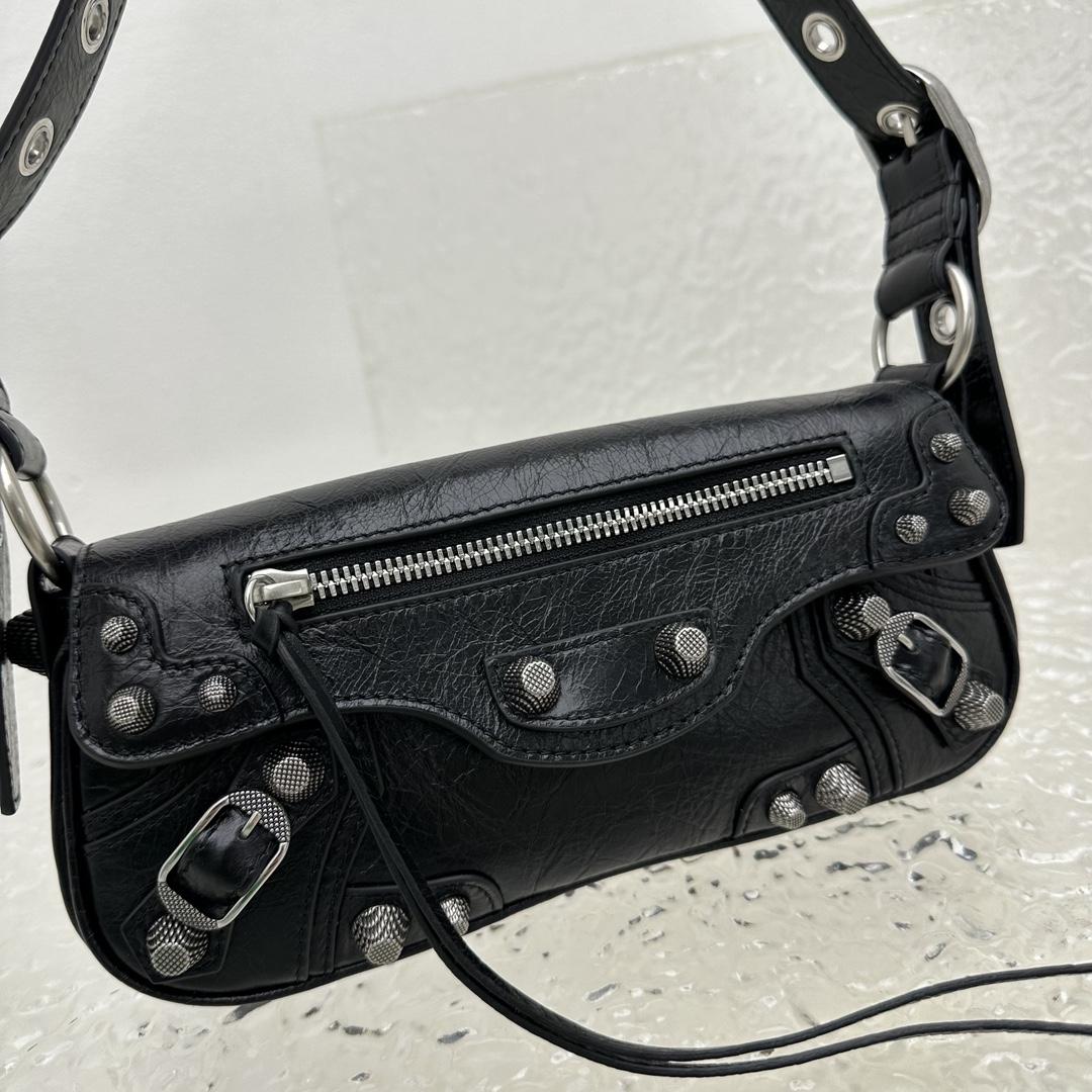 Balenciaga Le Cagole XS Sling Bag  - FashionPlug
