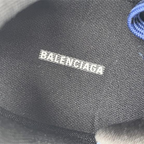 Balenciaga Cargo Sneaker  - FashionPlug