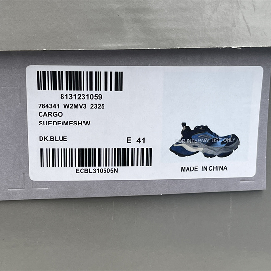 Balenciaga Cargo Sneaker  - FashionPlug