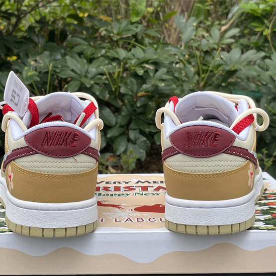 Nike Dunk Low Sneaker     DV0833-100 - FashionPlug