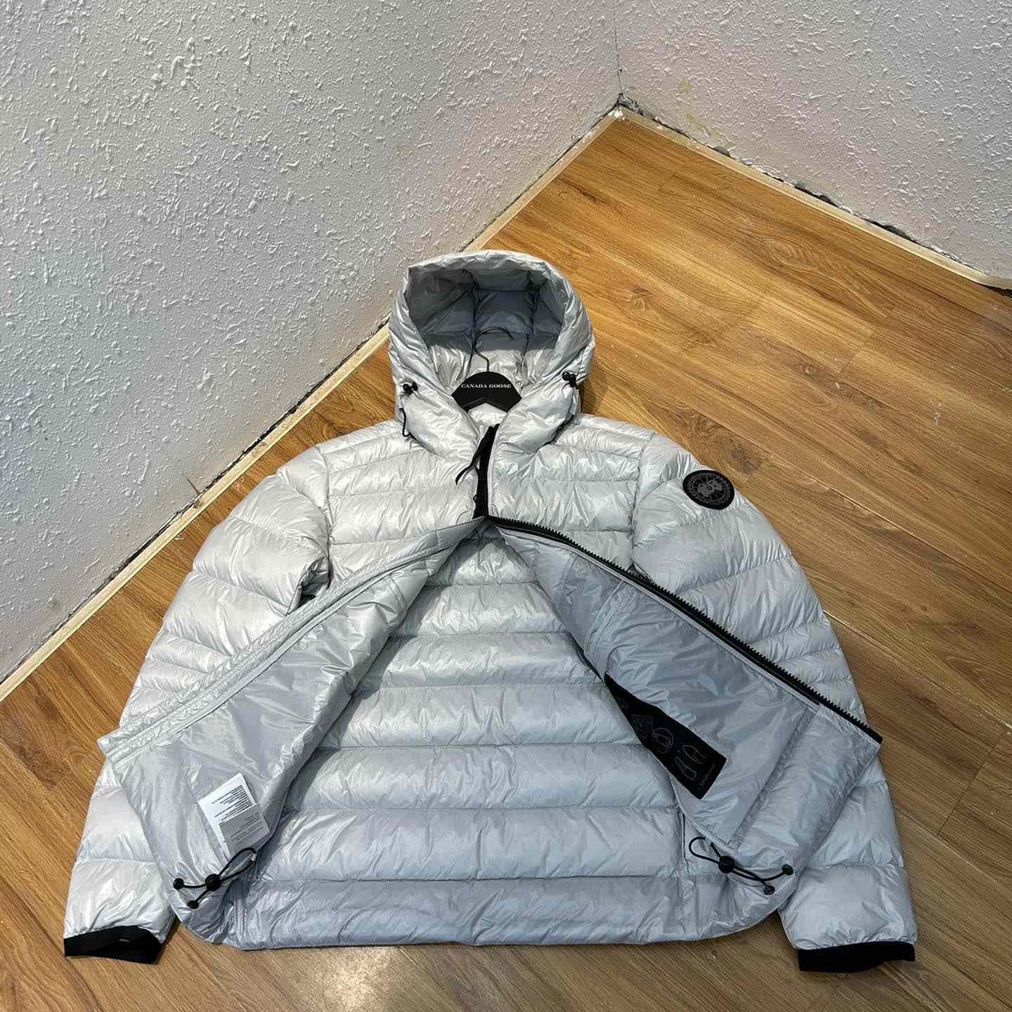 Canada Goose Logo-patch Padded Jacket - FashionPlug