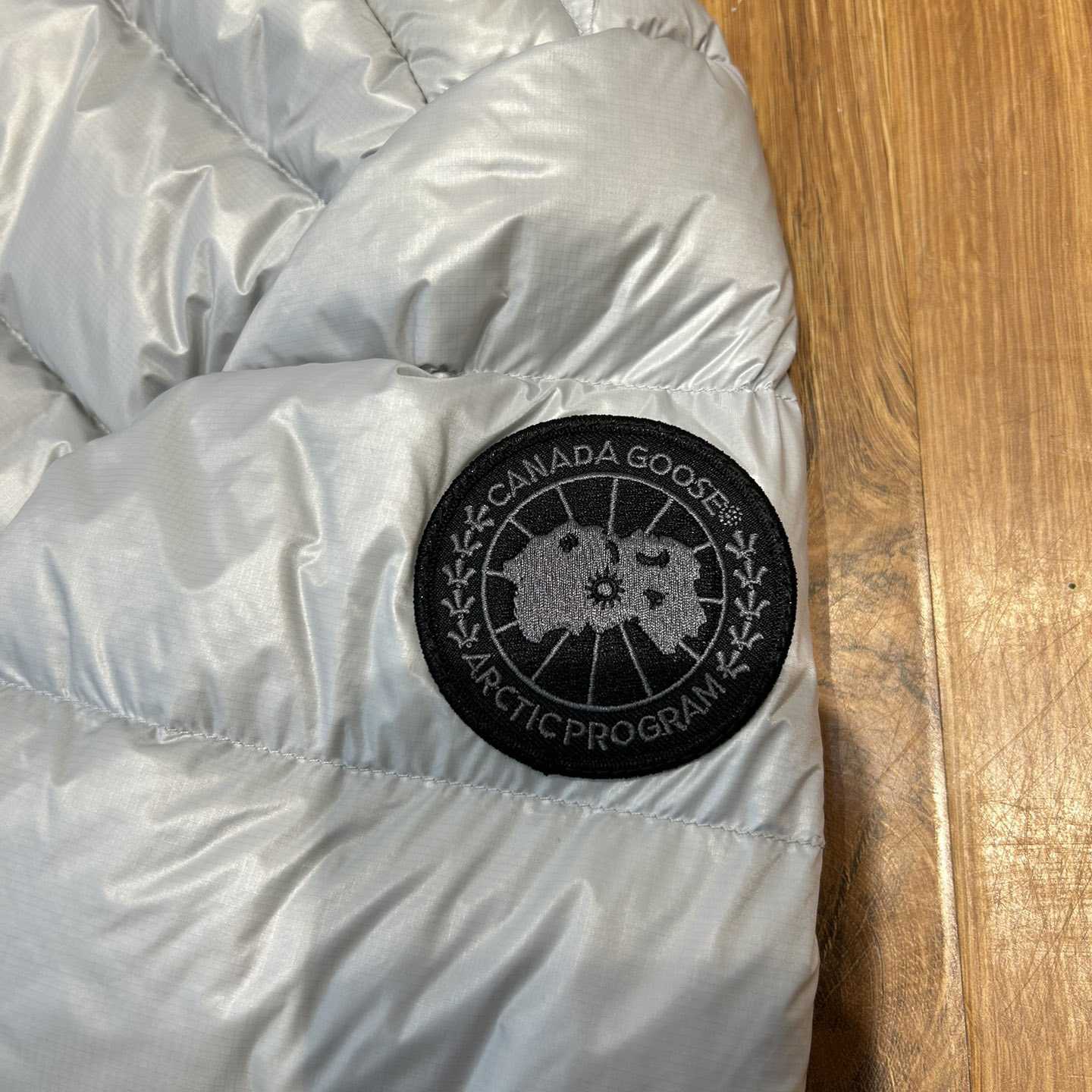 Canada Goose Logo-patch Padded Jacket - FashionPlug