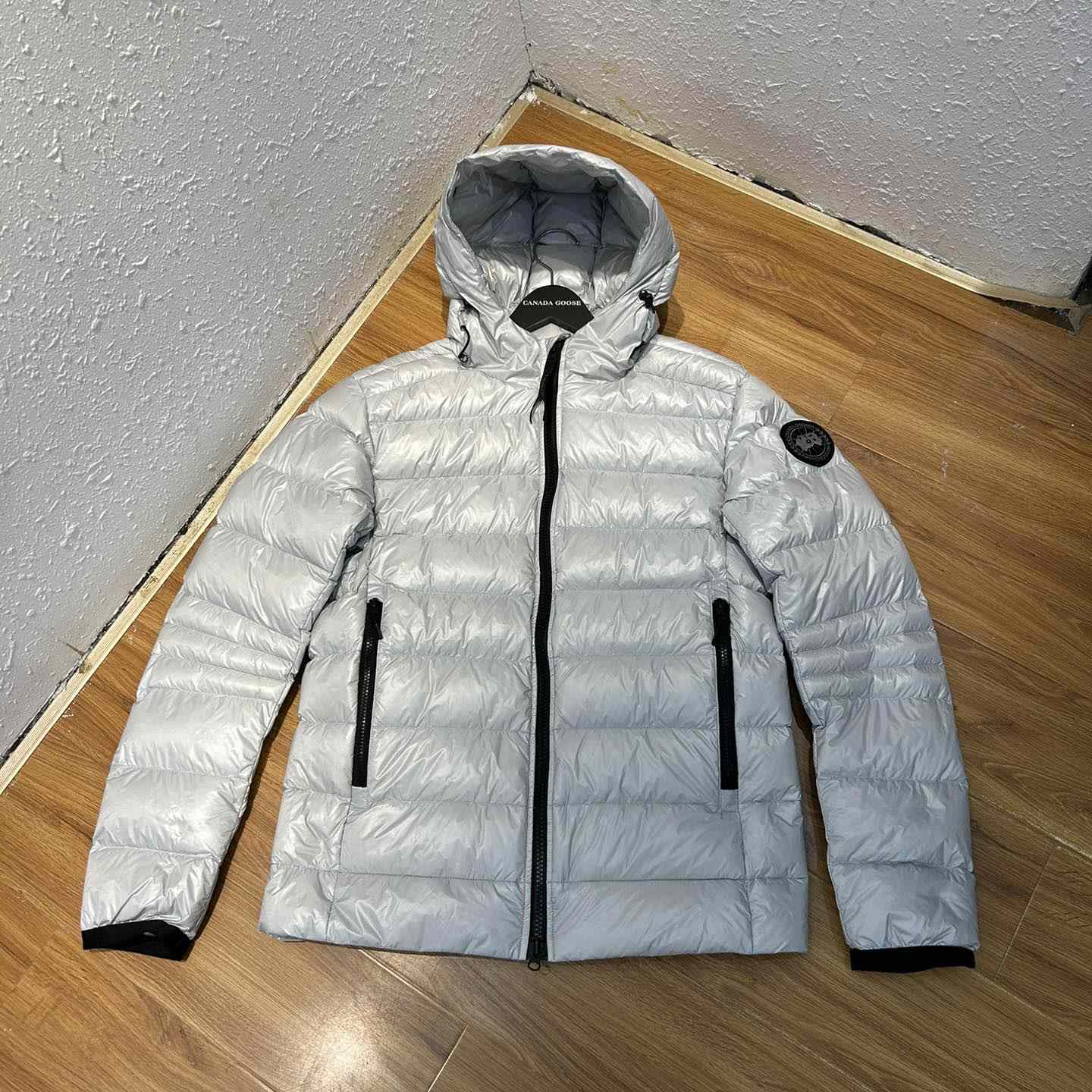 Canada Goose Logo-patch Padded Jacket - FashionPlug