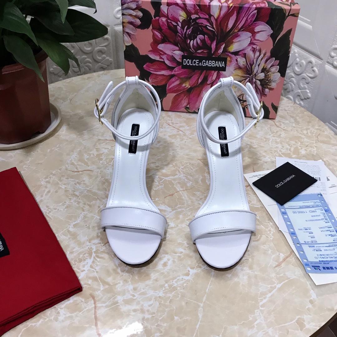 Dolce & Gabbana Nappa Leather Sandals With Baroque DG Detail - FashionPlug