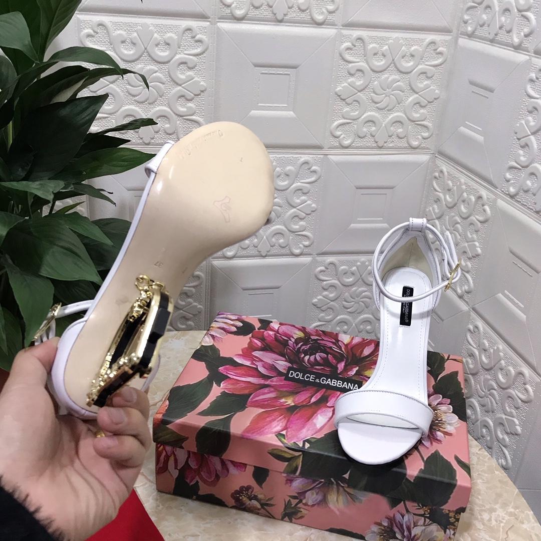 Dolce & Gabbana Nappa Leather Sandals With Baroque DG Detail - FashionPlug