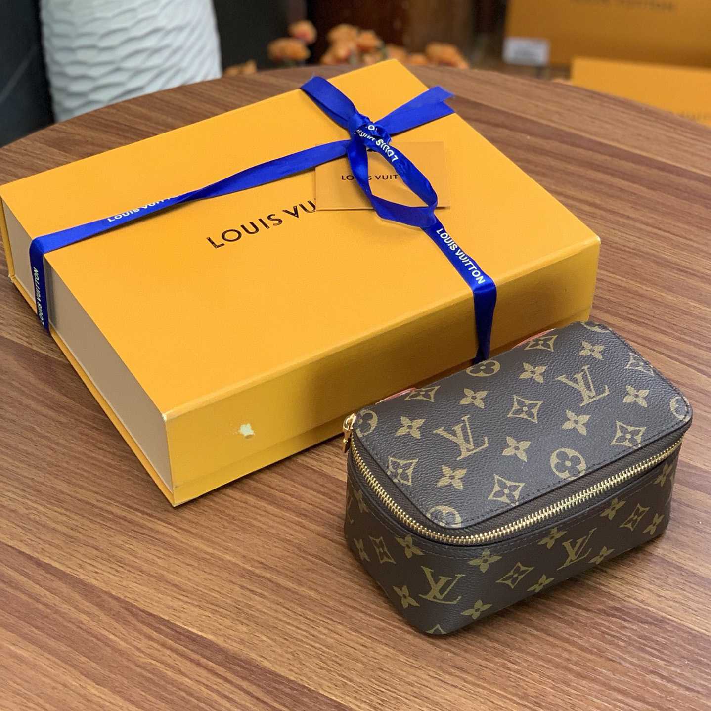 Louis Vuitton Packing Cube PM    - FashionPlug