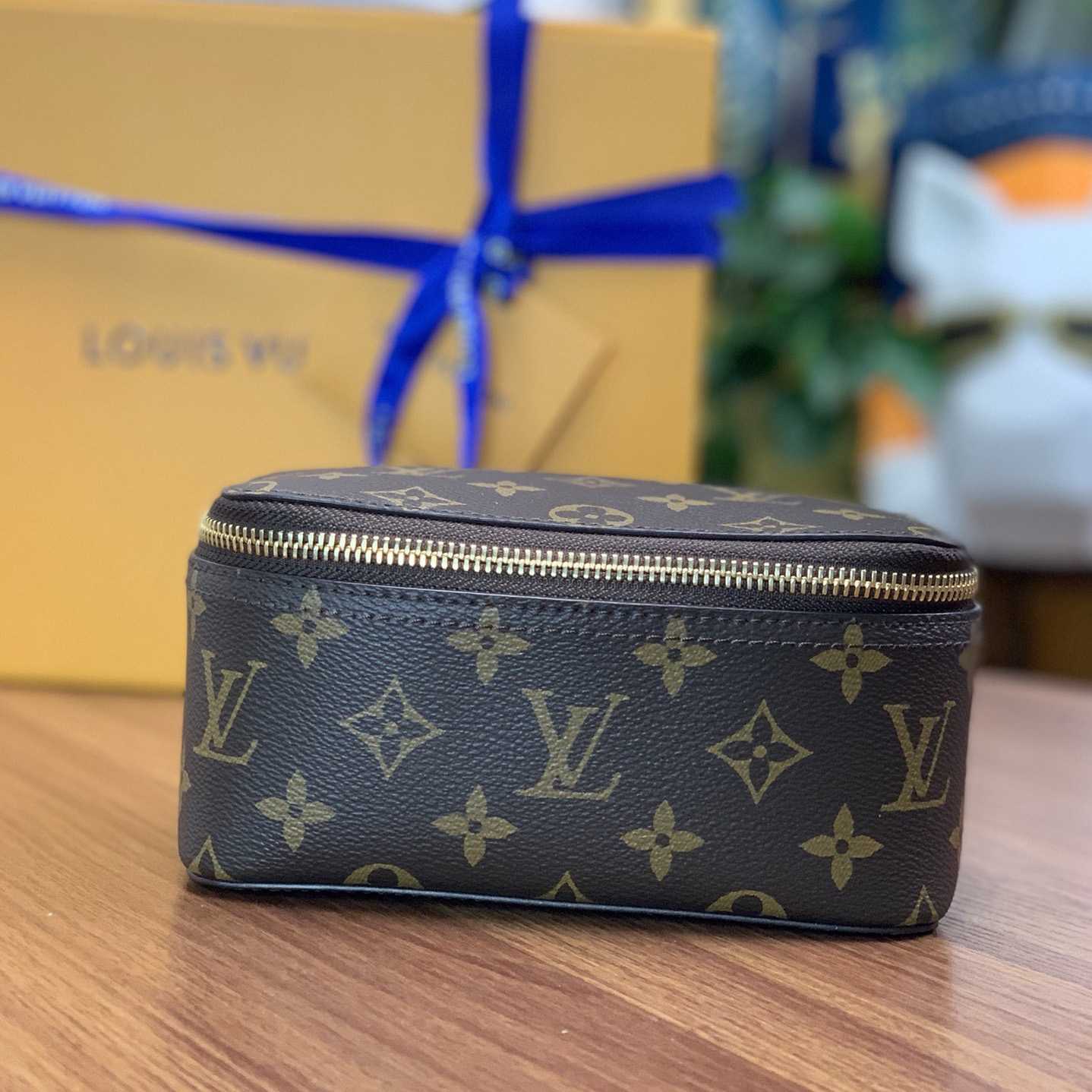 Louis Vuitton Packing Cube PM    - FashionPlug