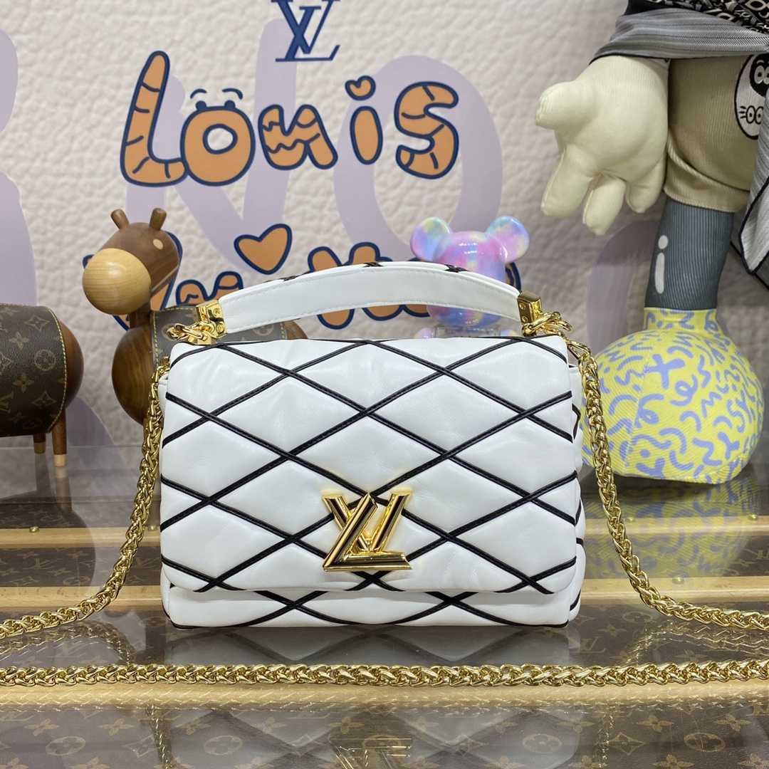 Louis Vuitton GO-14 MM   M22890 - FashionPlug