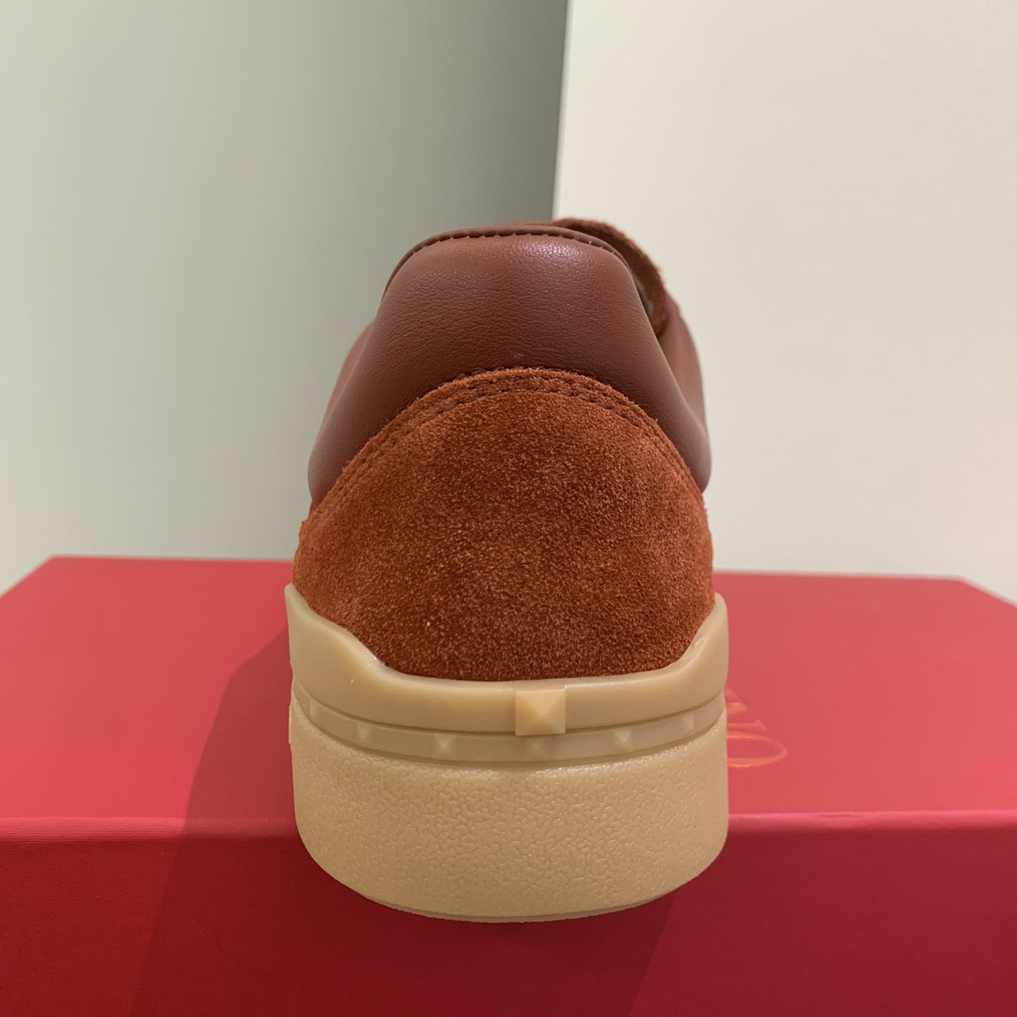 Valenti Upvillage Low Top Sneaker In Split Leather And Calfskin Nappa Leather - FashionPlug