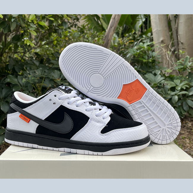 Tightbooth x Nike SB Dunk Low Sneaker      FD2629-100 - FashionPlug
