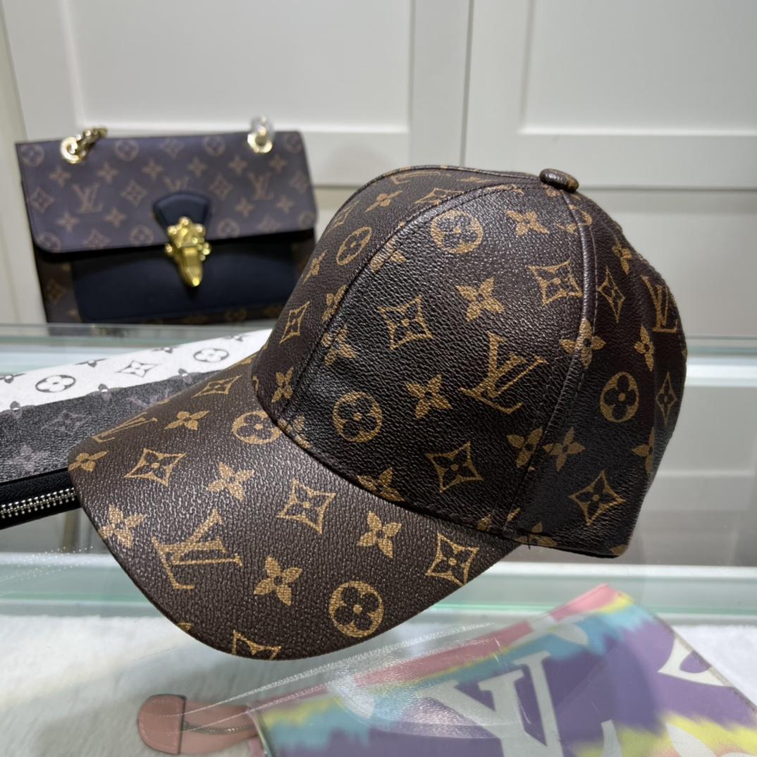 Louis Vuitton Monogram Cap - FashionPlug