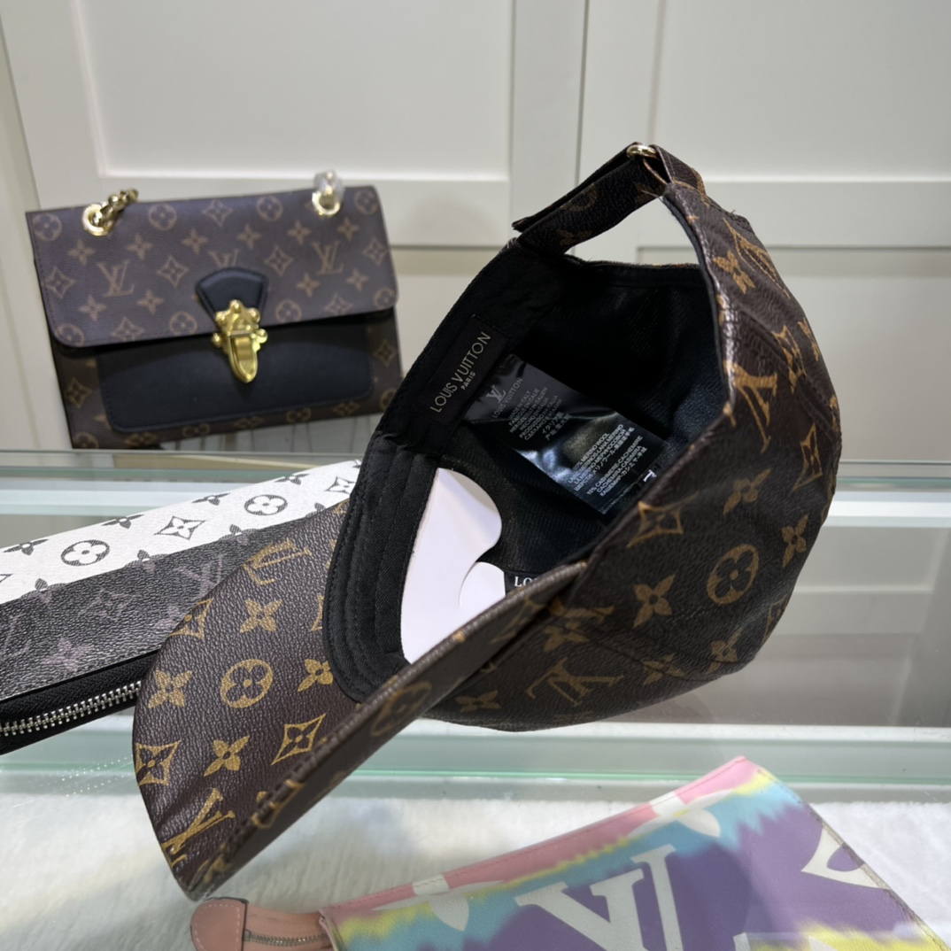 Louis Vuitton Monogram Cap - FashionPlug