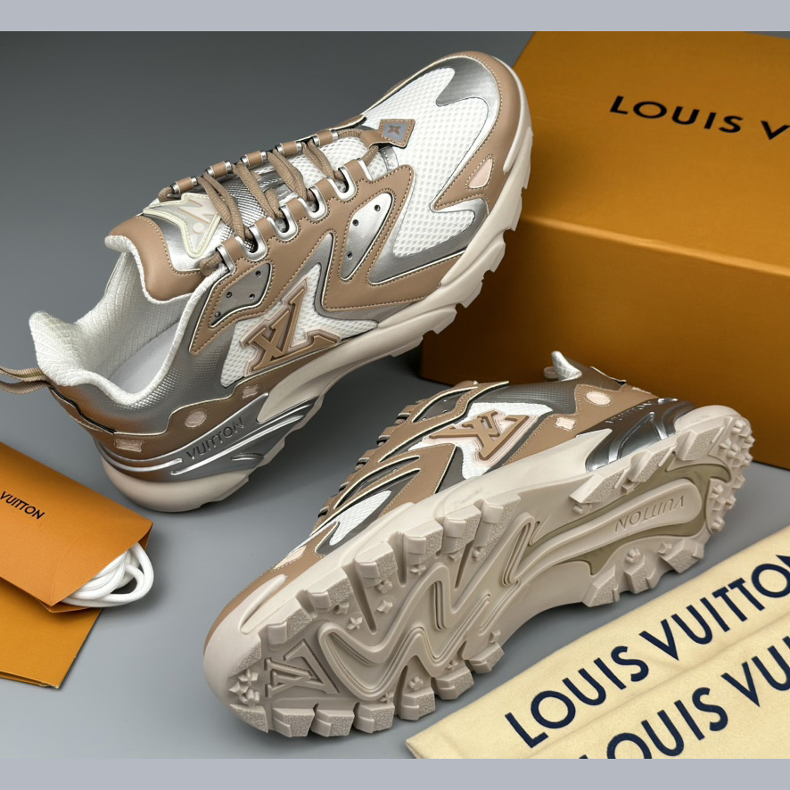 Louis Vuitton Runner Tatic Sneaker(Upon UK Size)     - FashionPlug