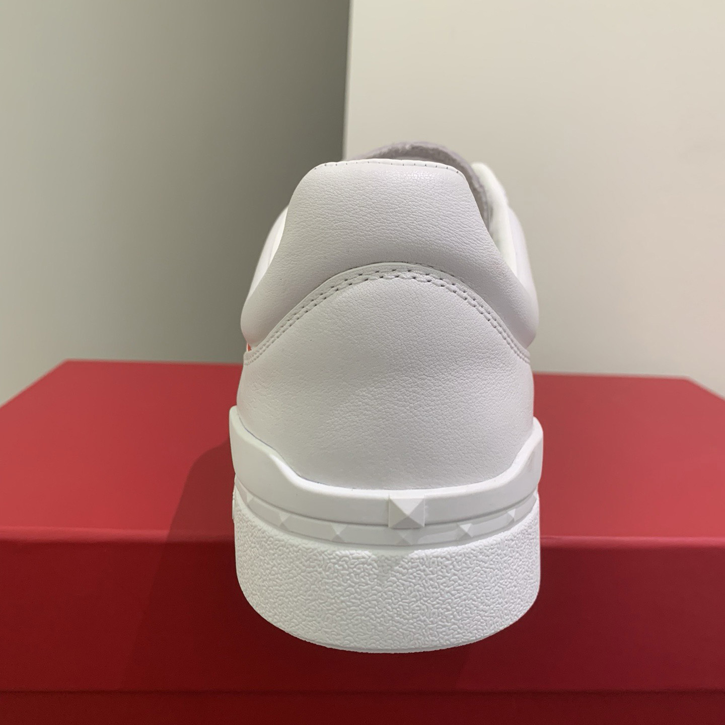 Valenti Upvillage Low Top Sneaker In Split Leather And Calfskin Nappa Leather - FashionPlug