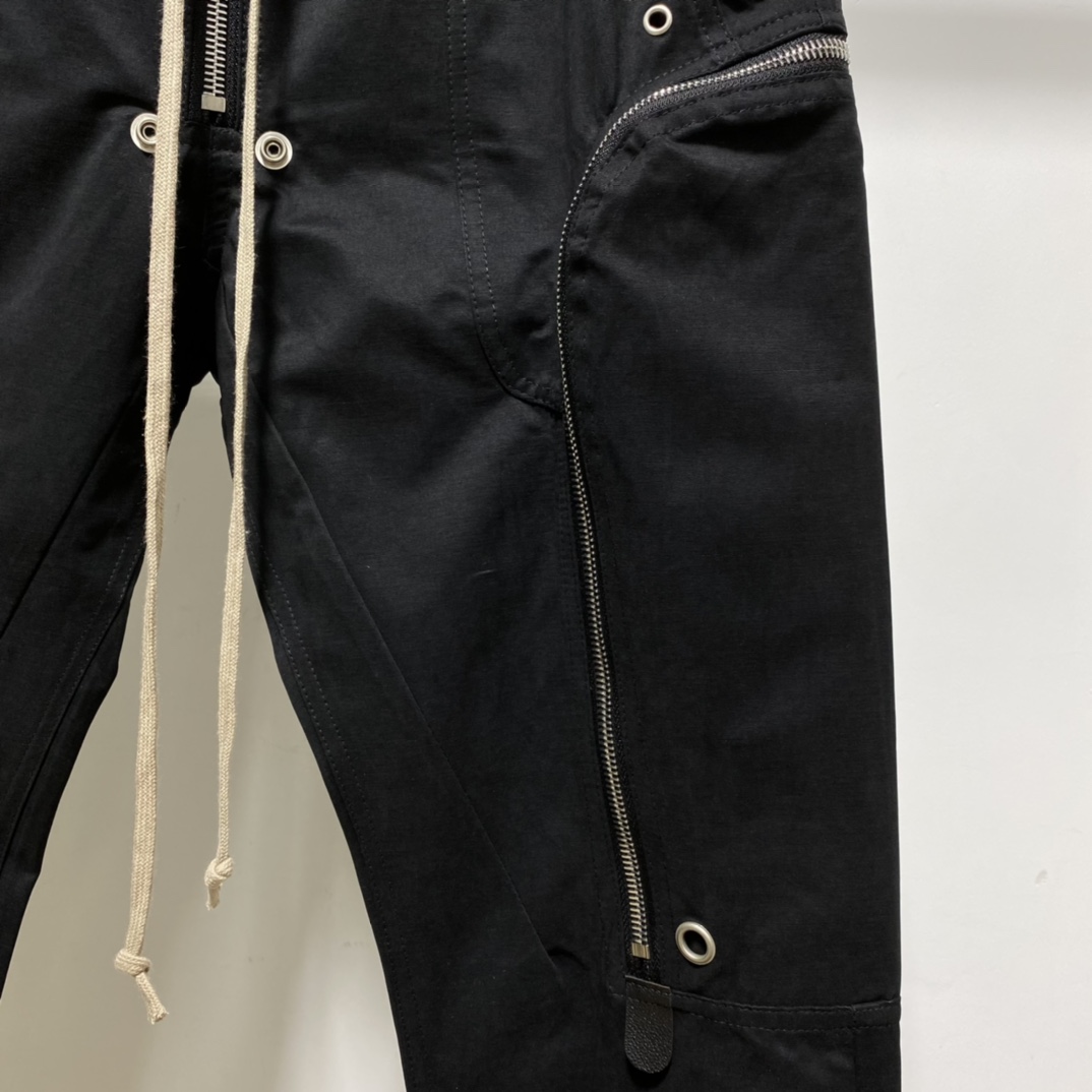 Rick Owens Black Bauhaus Cargo Pants - FashionPlug