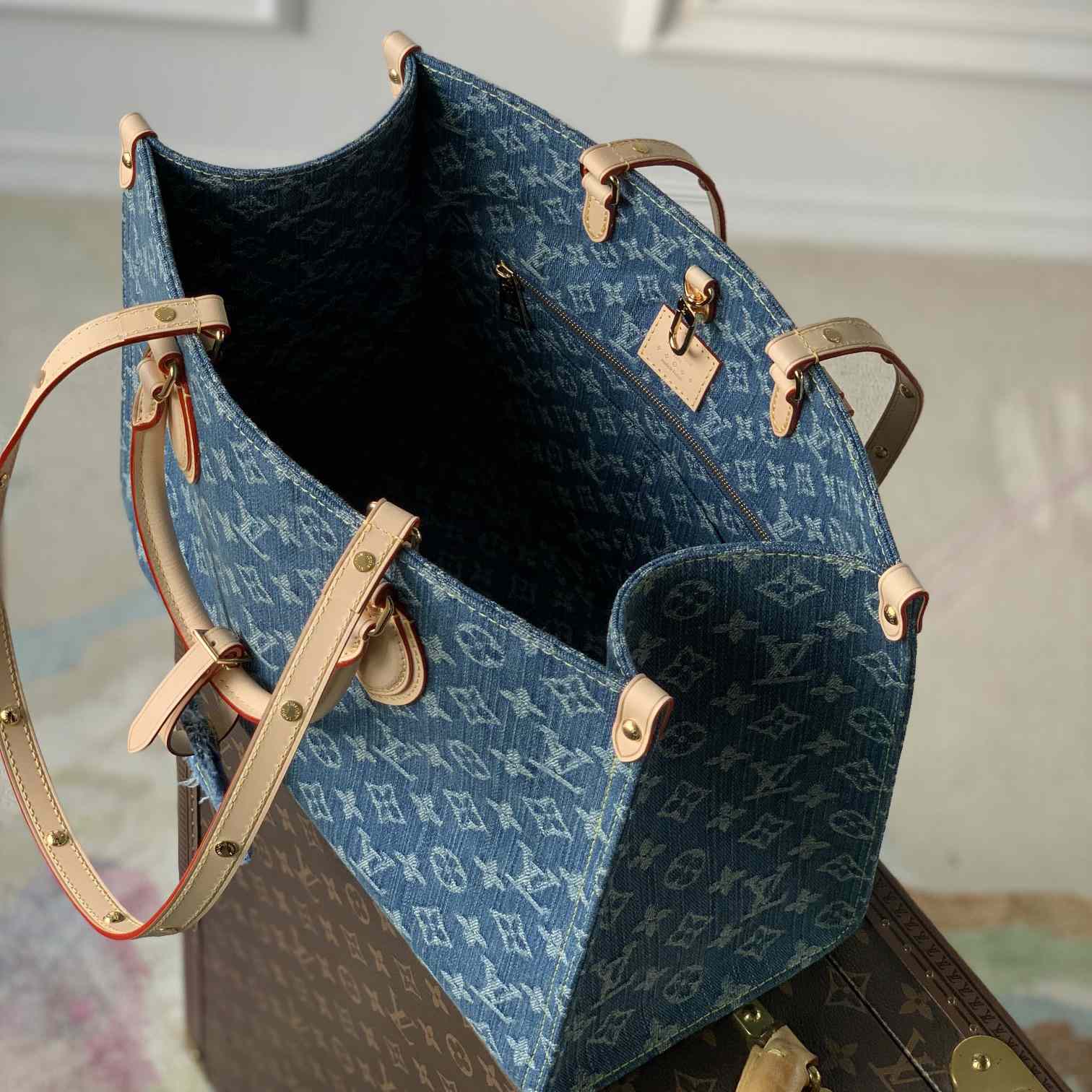 Louis Vuitton OnTheGo MM   M46871 - FashionPlug