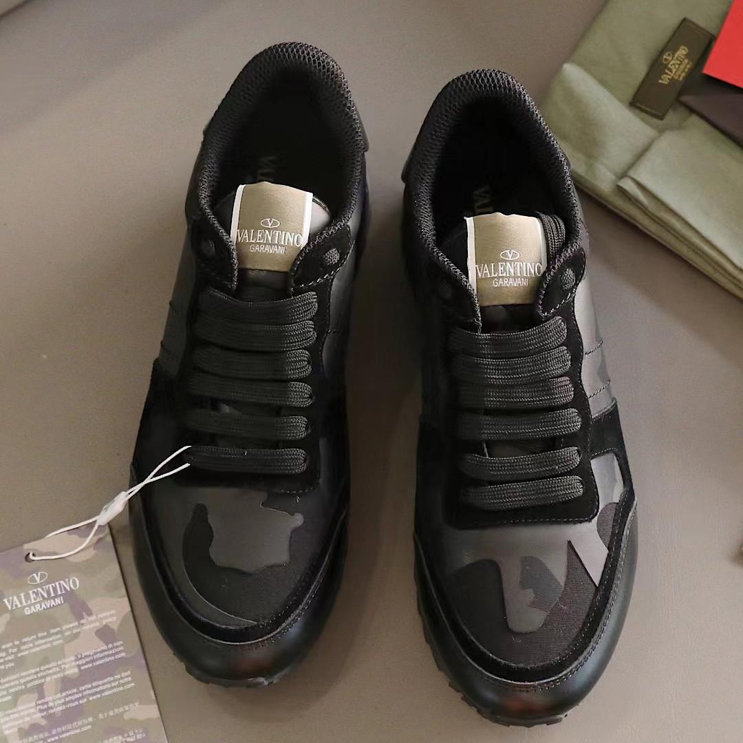 Valenti Rockrunner Sneakers - FashionPlug