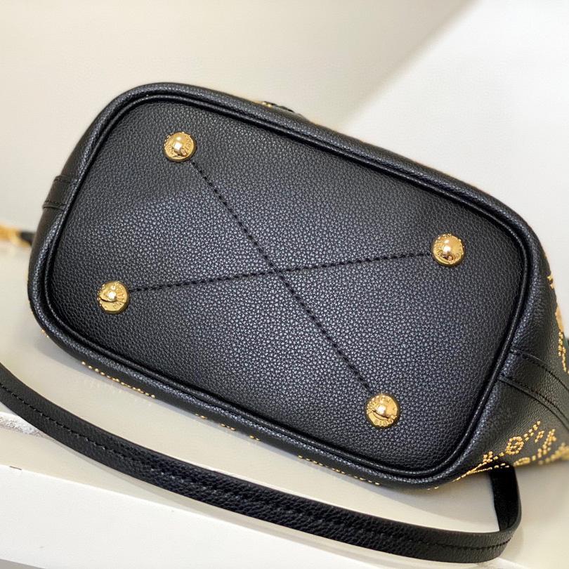 Louis Vuitton Blossom PM  M23393 - FashionPlug