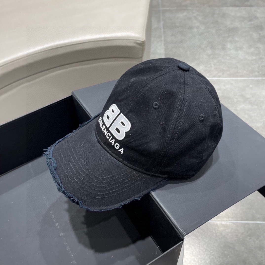 Balenciaga Cap - FashionPlug
