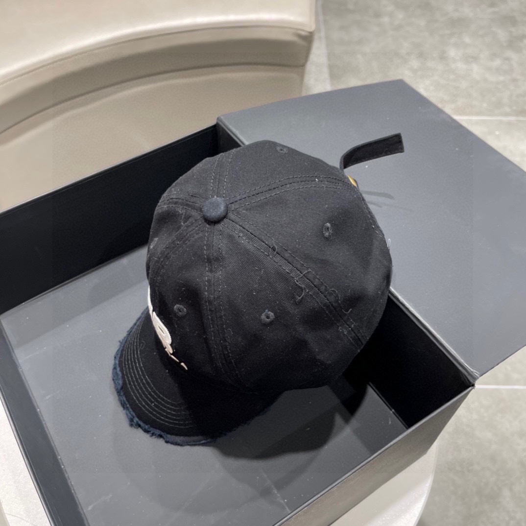 Balenciaga Cap - FashionPlug