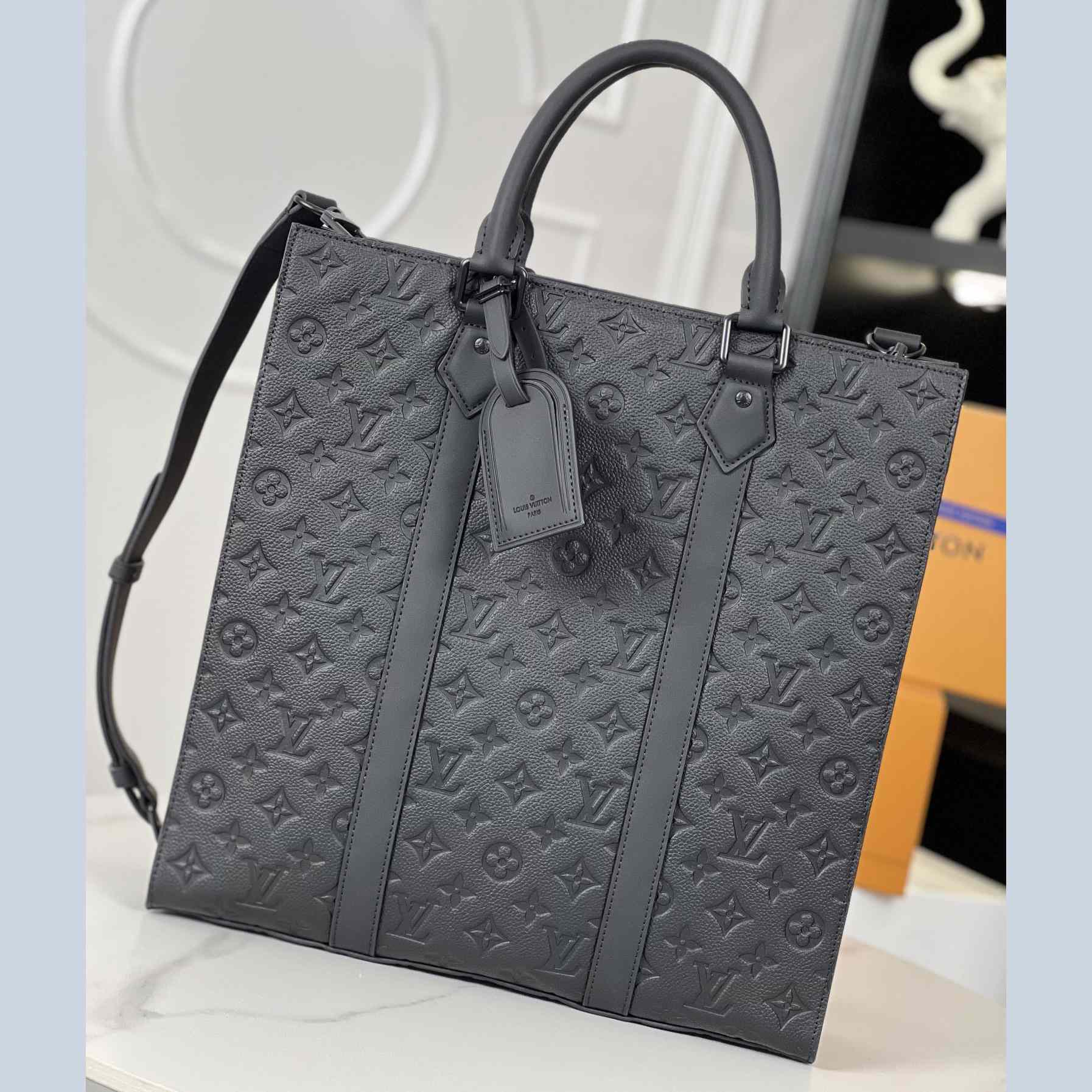 Louis Vuitton Sac Plat NV   M21866 - FashionPlug