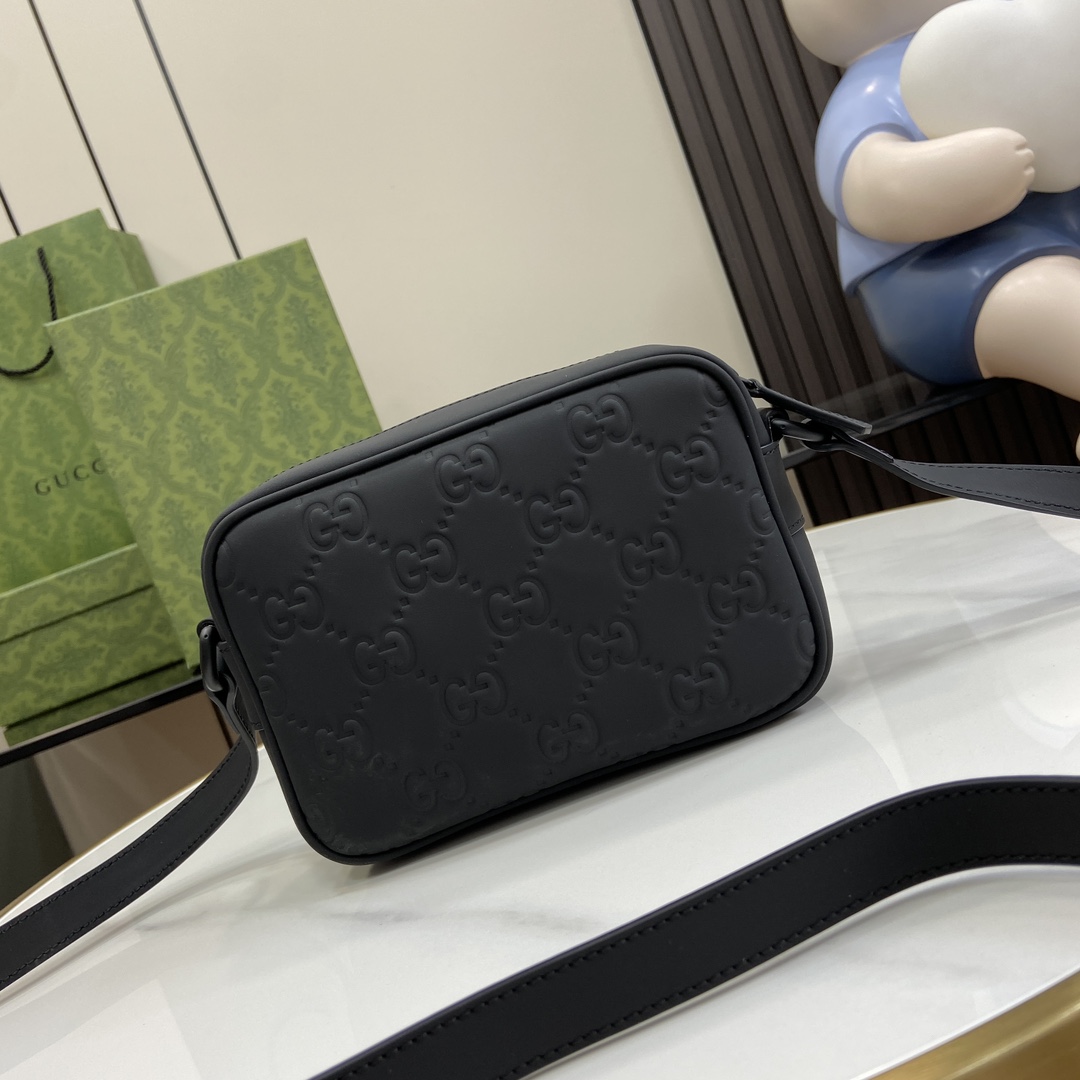 Gucci GG Rubber-effect Mini Shoulder Bag - FashionPlug