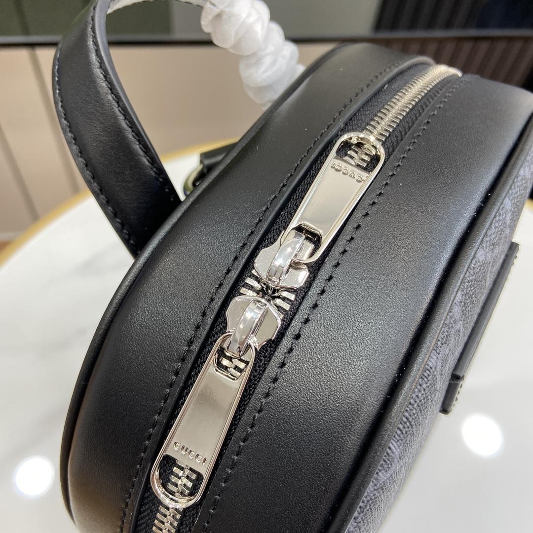 Gucci GG Crossbody Bag - FashionPlug