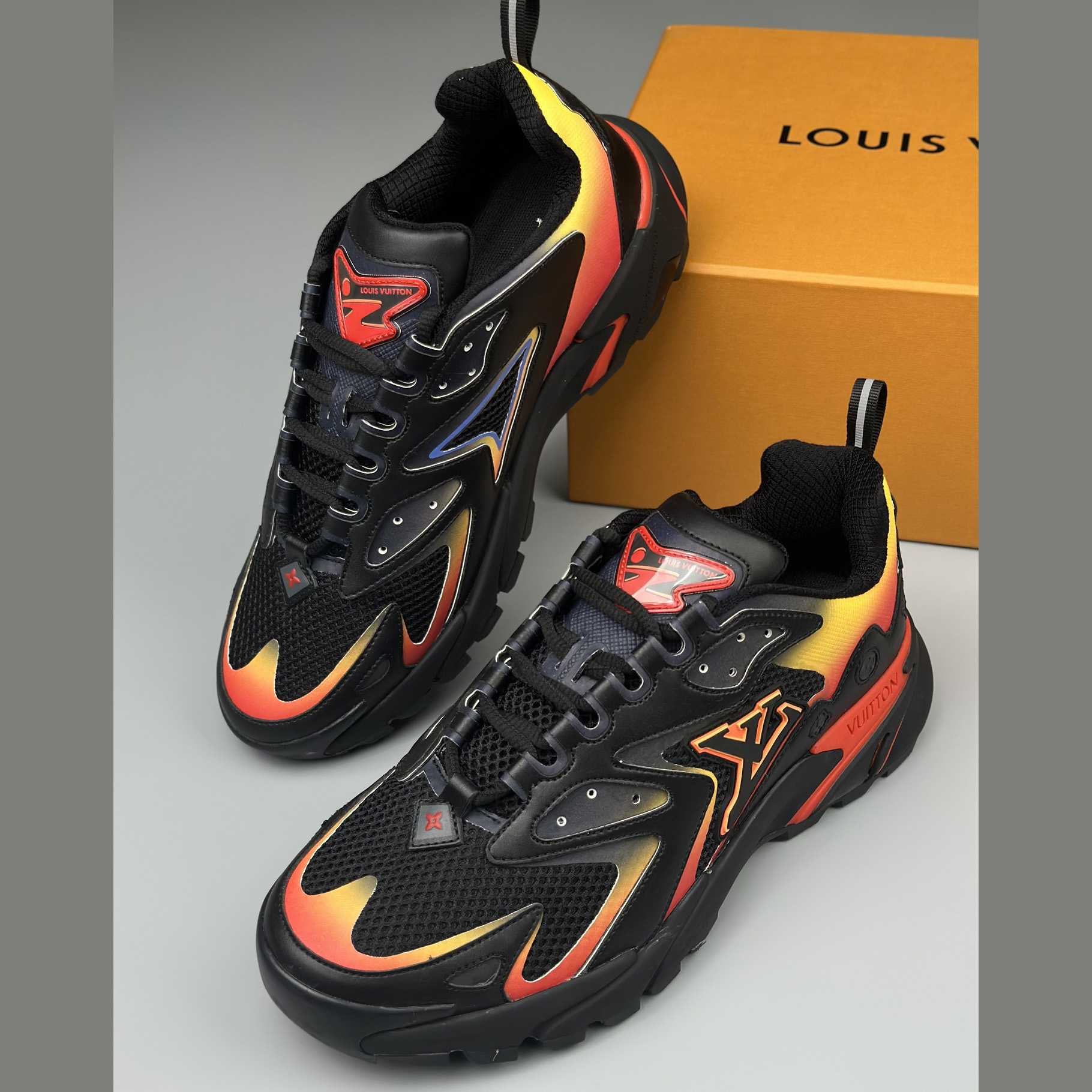 Louis Vuitton LV Runner Tatic Sneaker   (Upon UK Size)      1ABFQQ - FashionPlug
