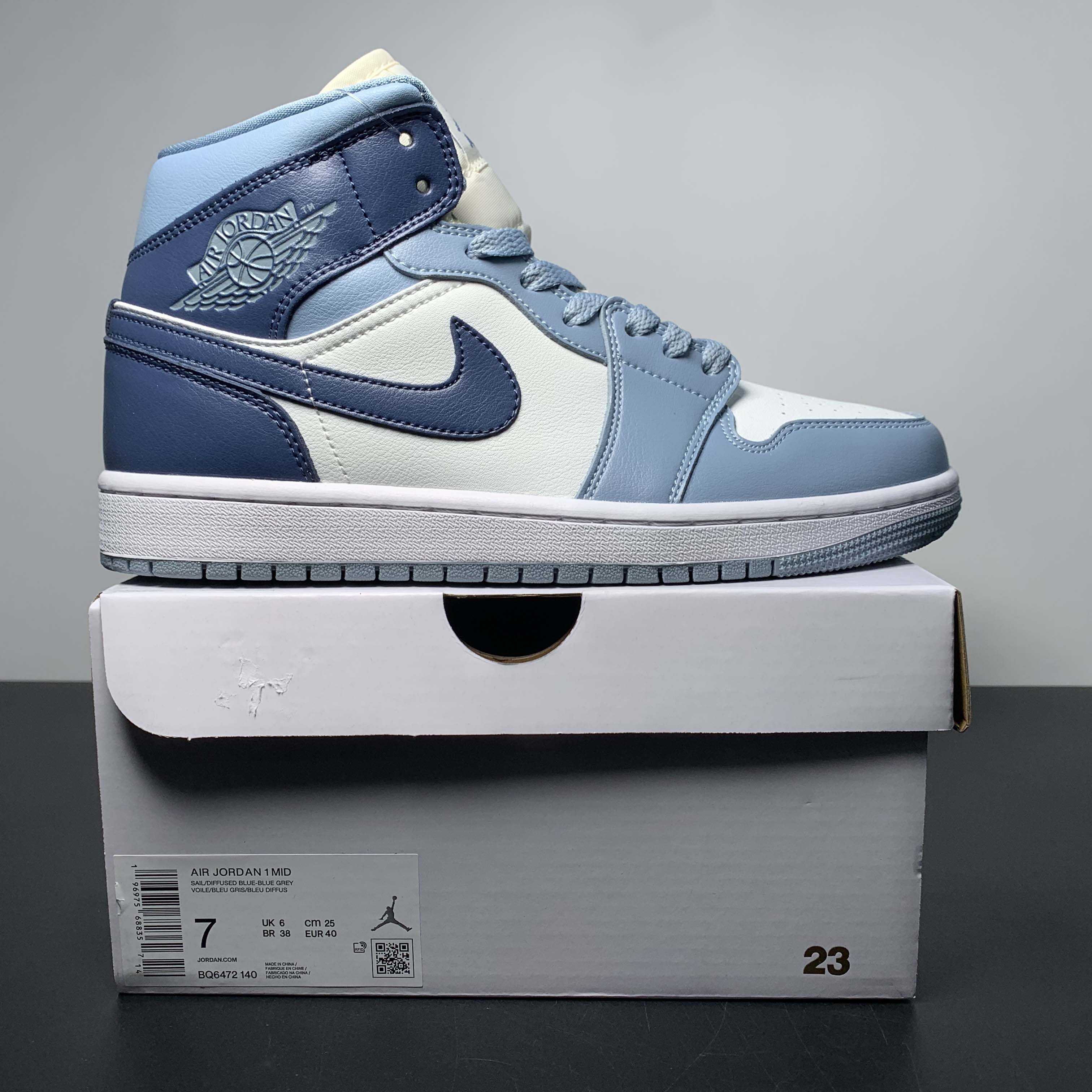 Air Jordan 1 Mid  Sneaker      BQ6472-140 - FashionPlug