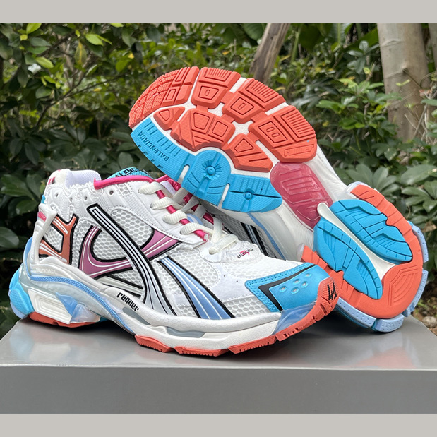 Balenciaga Runner Sneaker  - FashionPlug