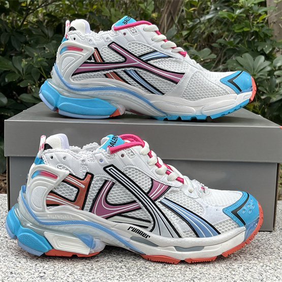 Balenciaga Runner Sneaker  - FashionPlug