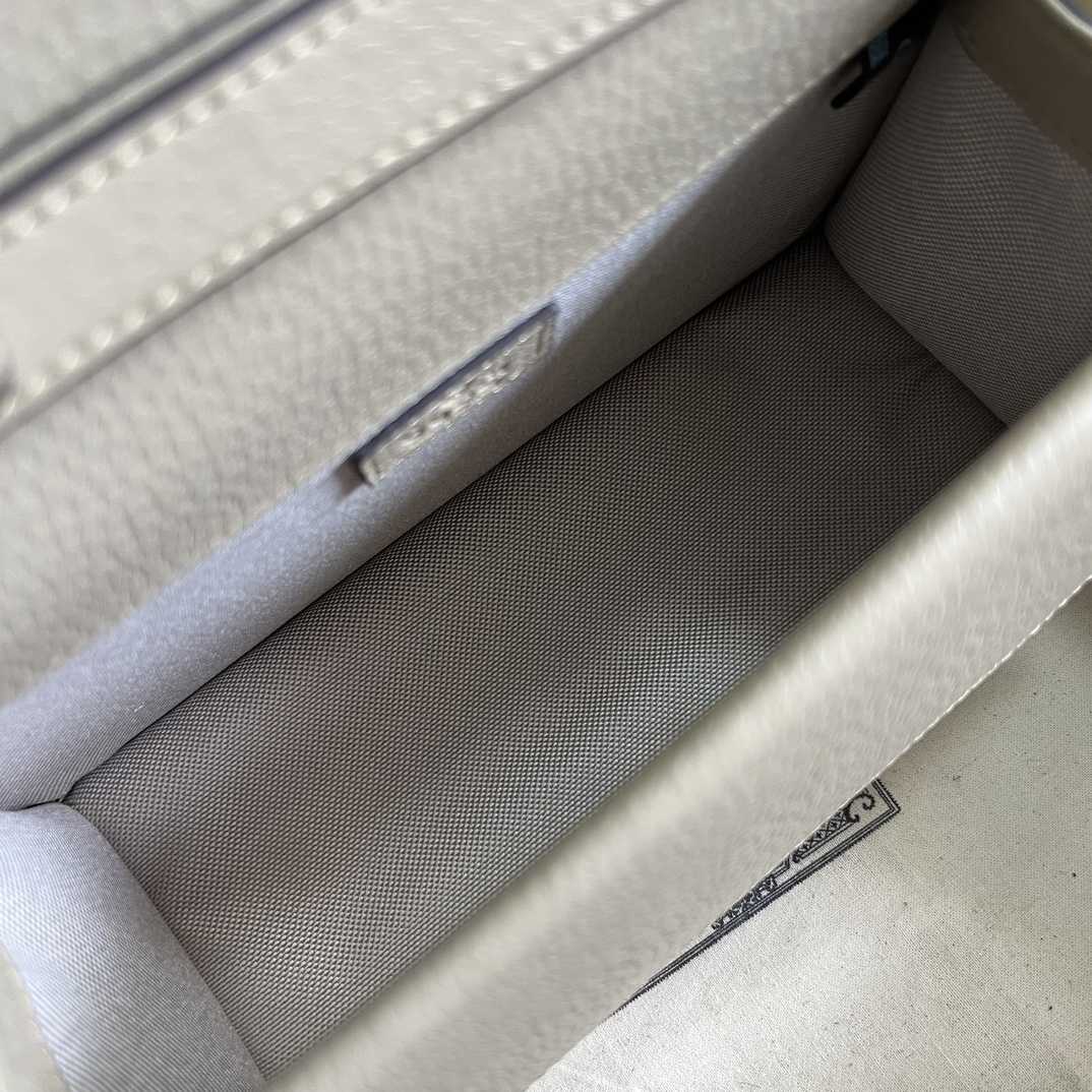 Gucci Small Dionysus Top Handle Bag - FashionPlug