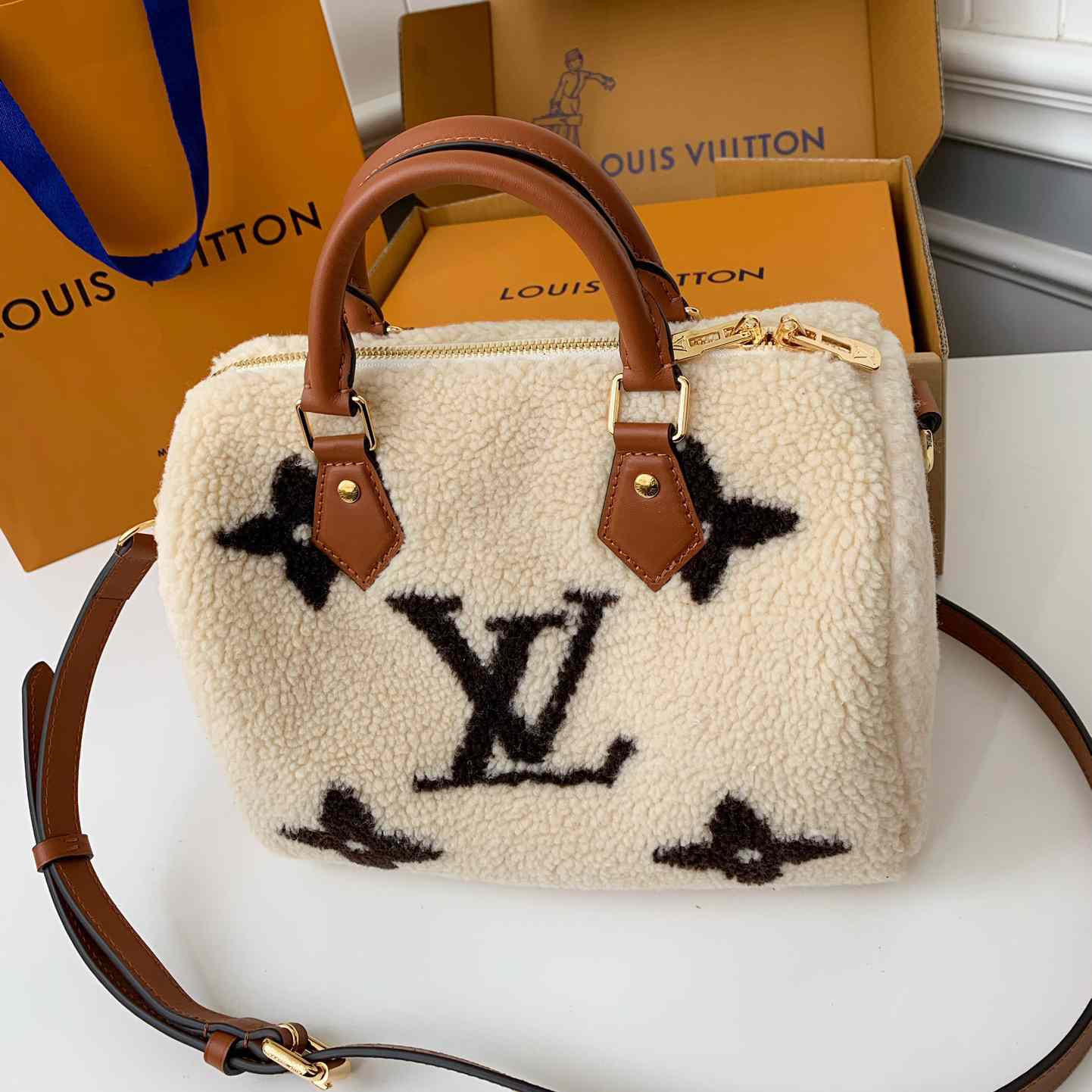 Louis Vuitton Speedy Bandoulière 25   M23468 - FashionPlug