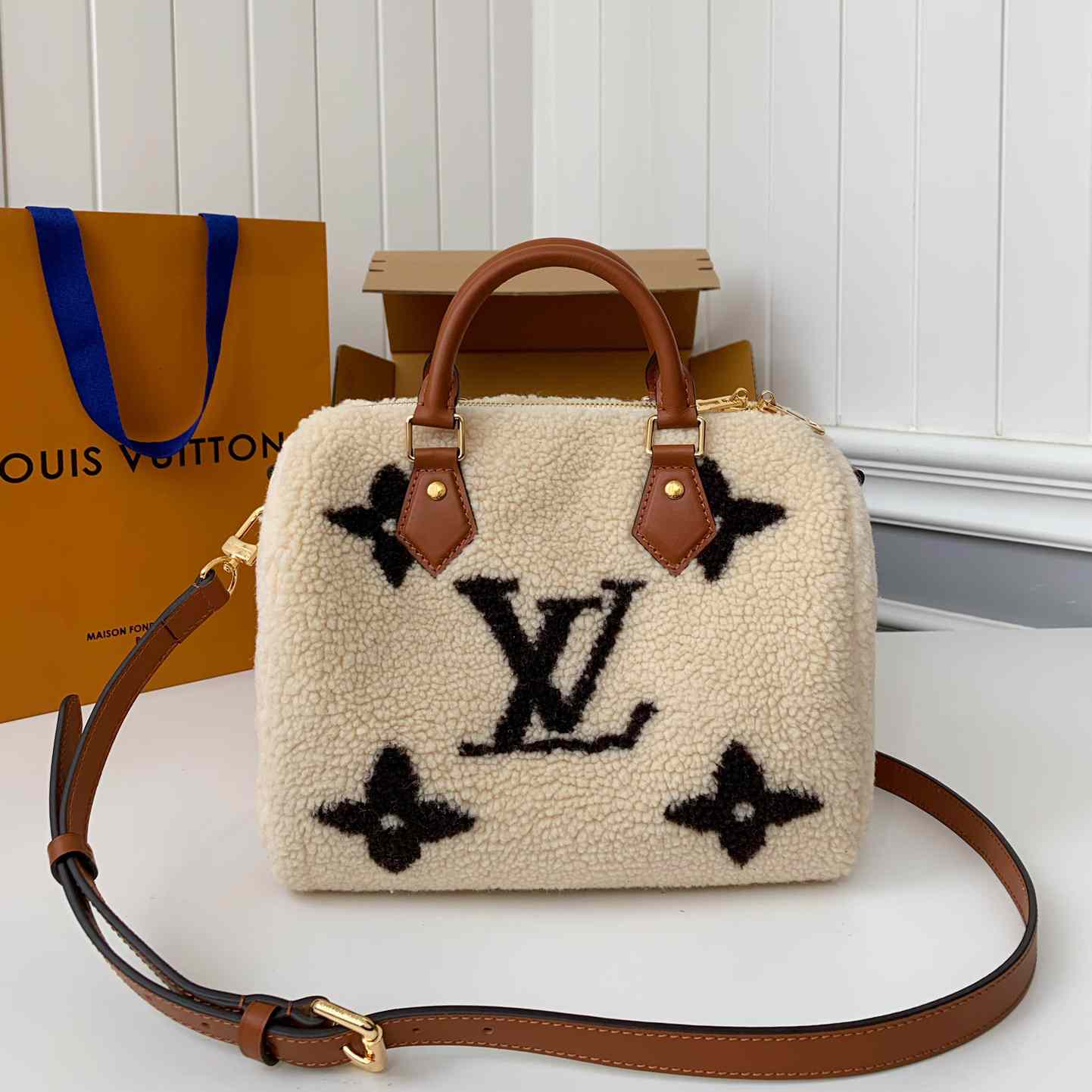 Louis Vuitton Speedy Bandoulière 25   M23468 - FashionPlug