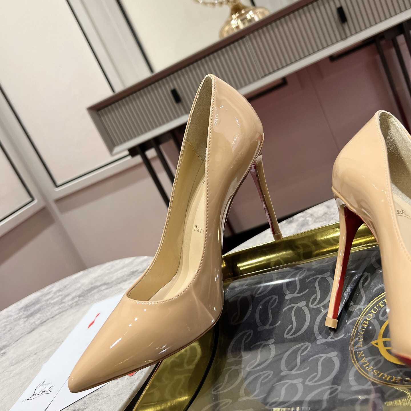 Christian Louboutin 100mm Pumps - FashionPlug