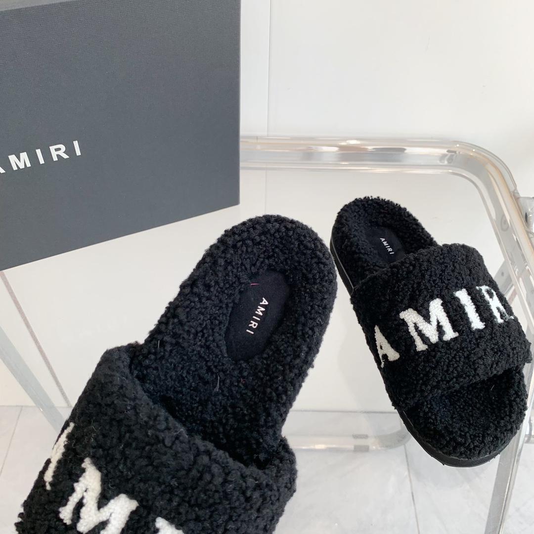 Amiri Logo-print Fleece Slippers - FashionPlug