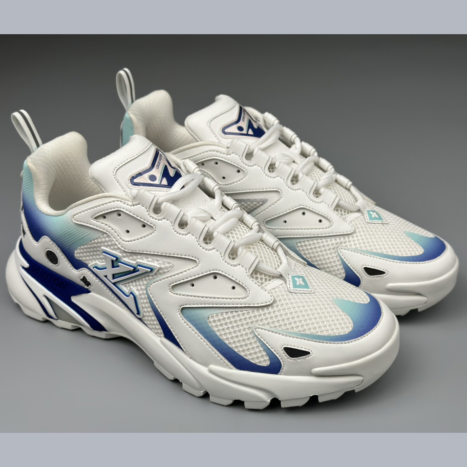 Louis Vuitton Runner Tatic Sneaker(Upon UK Size)     - FashionPlug