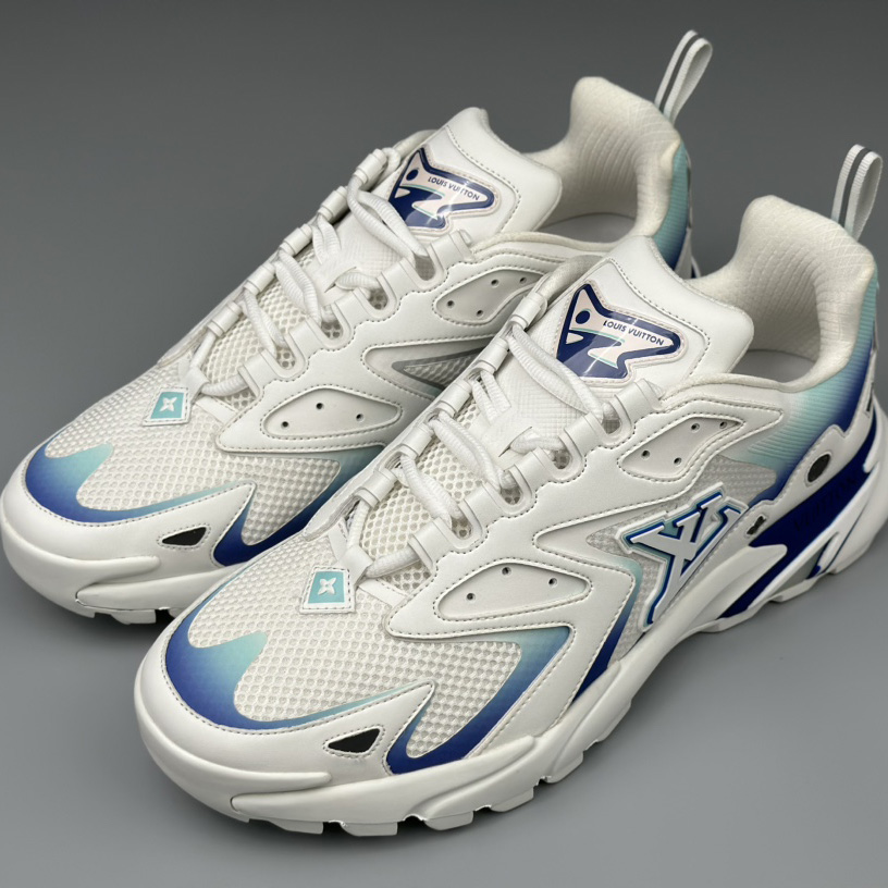 Louis Vuitton Runner Tatic Sneaker(Upon UK Size)     - FashionPlug