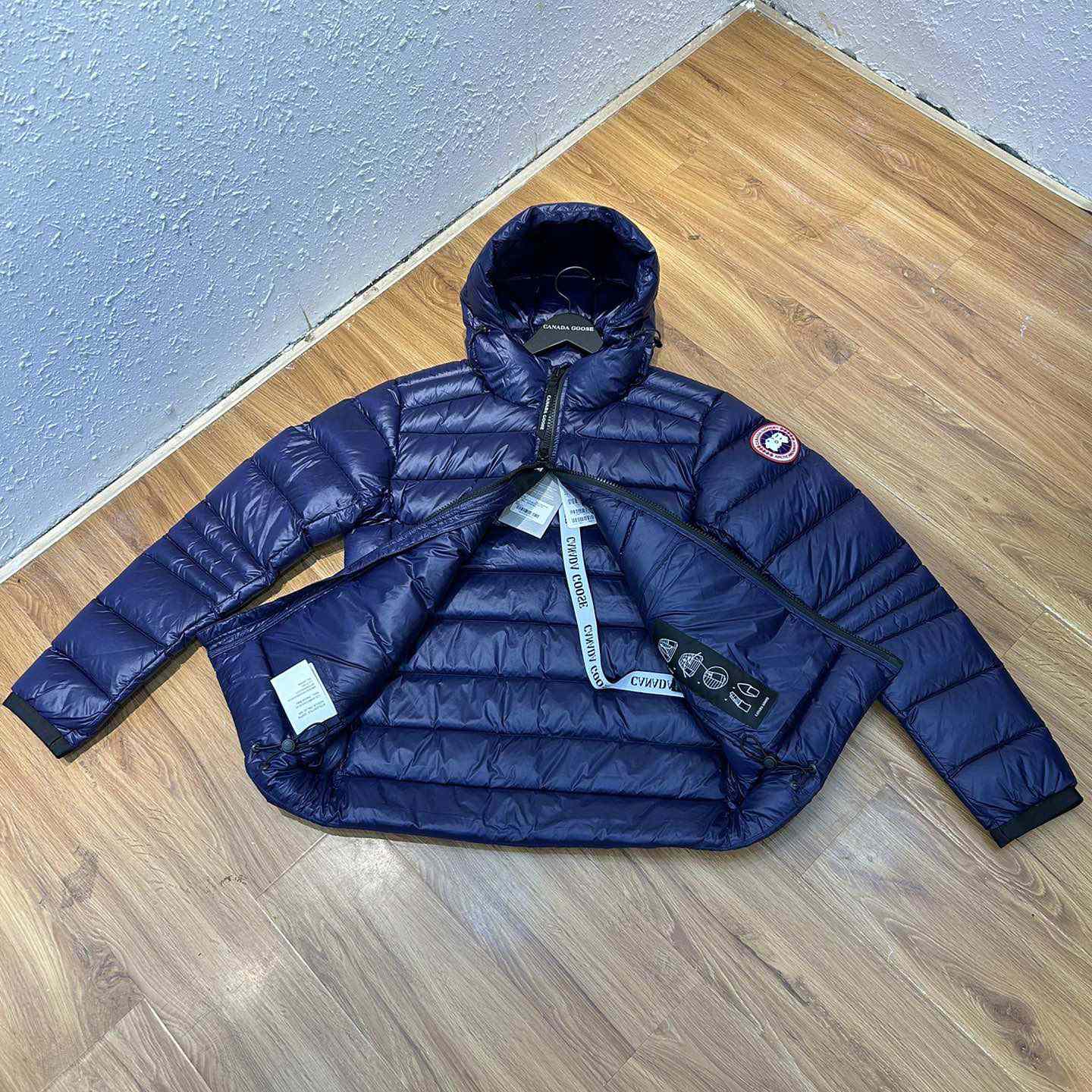 Canada Goose Crofton Hooded Jacket - FashionPlug