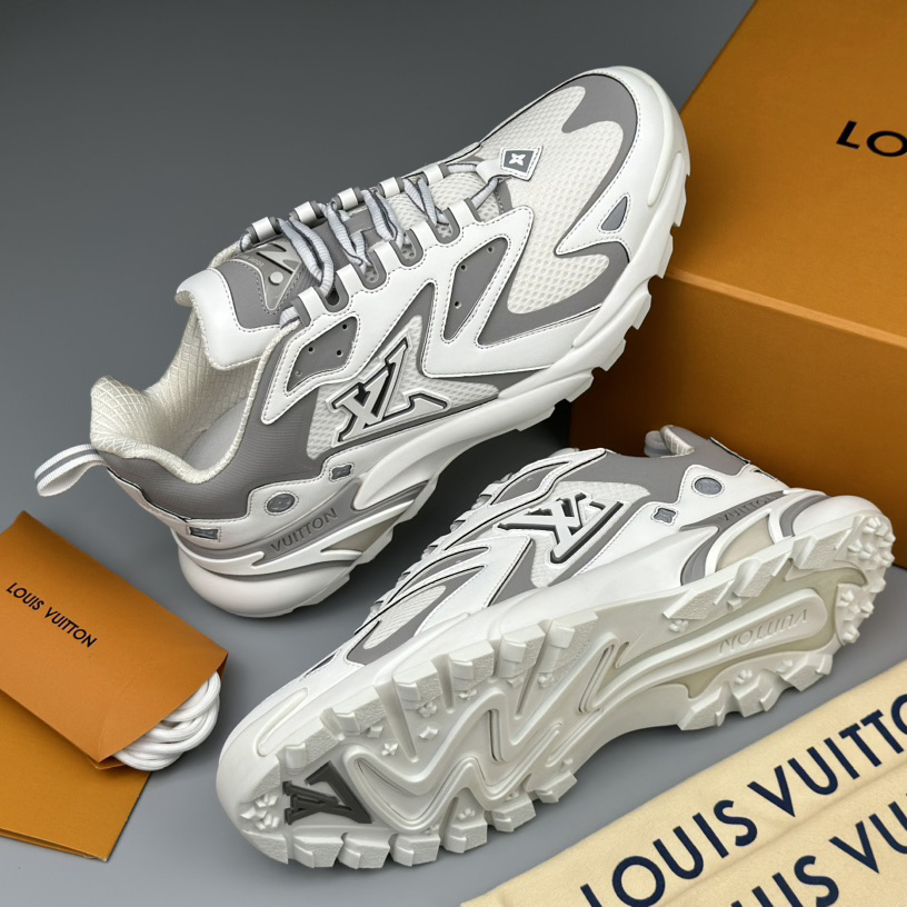 Louis Vuitton LV Runner Tatic Sneaker   (Upon UK Size)      - FashionPlug