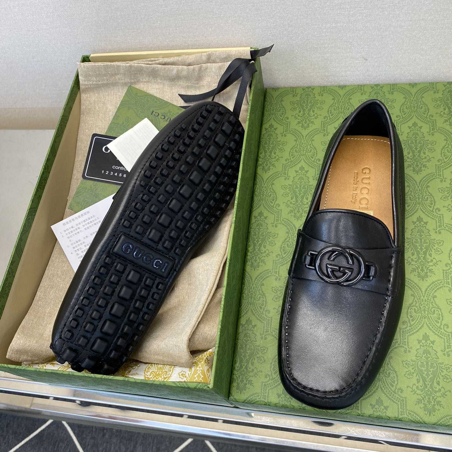Gucci Ayrton GG Logo Driving Shoe - FashionPlug