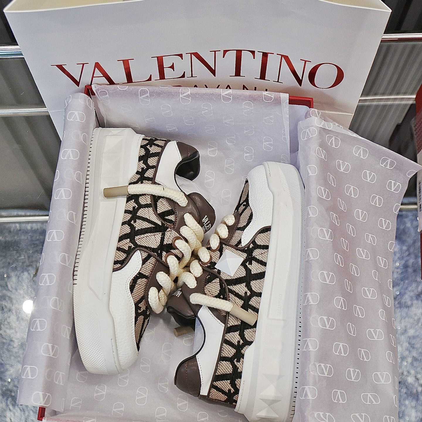 Valenti Garavani One Stud Jacquard Sneakers - FashionPlug