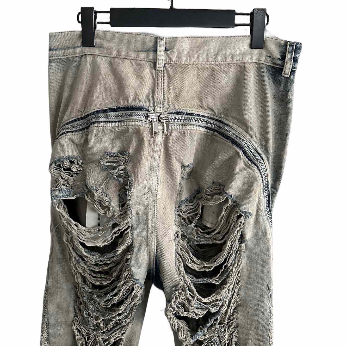 Rick Owens Distressed-finish Slim-cut Jeans - FashionPlug