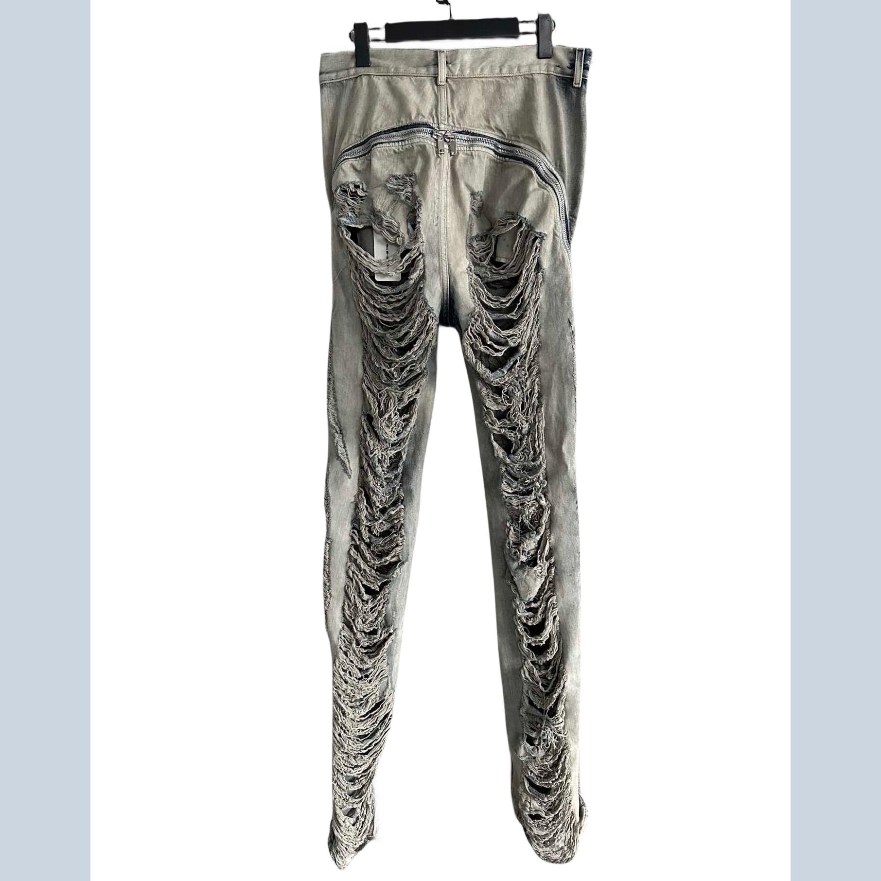 Rick Owens Distressed-finish Slim-cut Jeans - FashionPlug