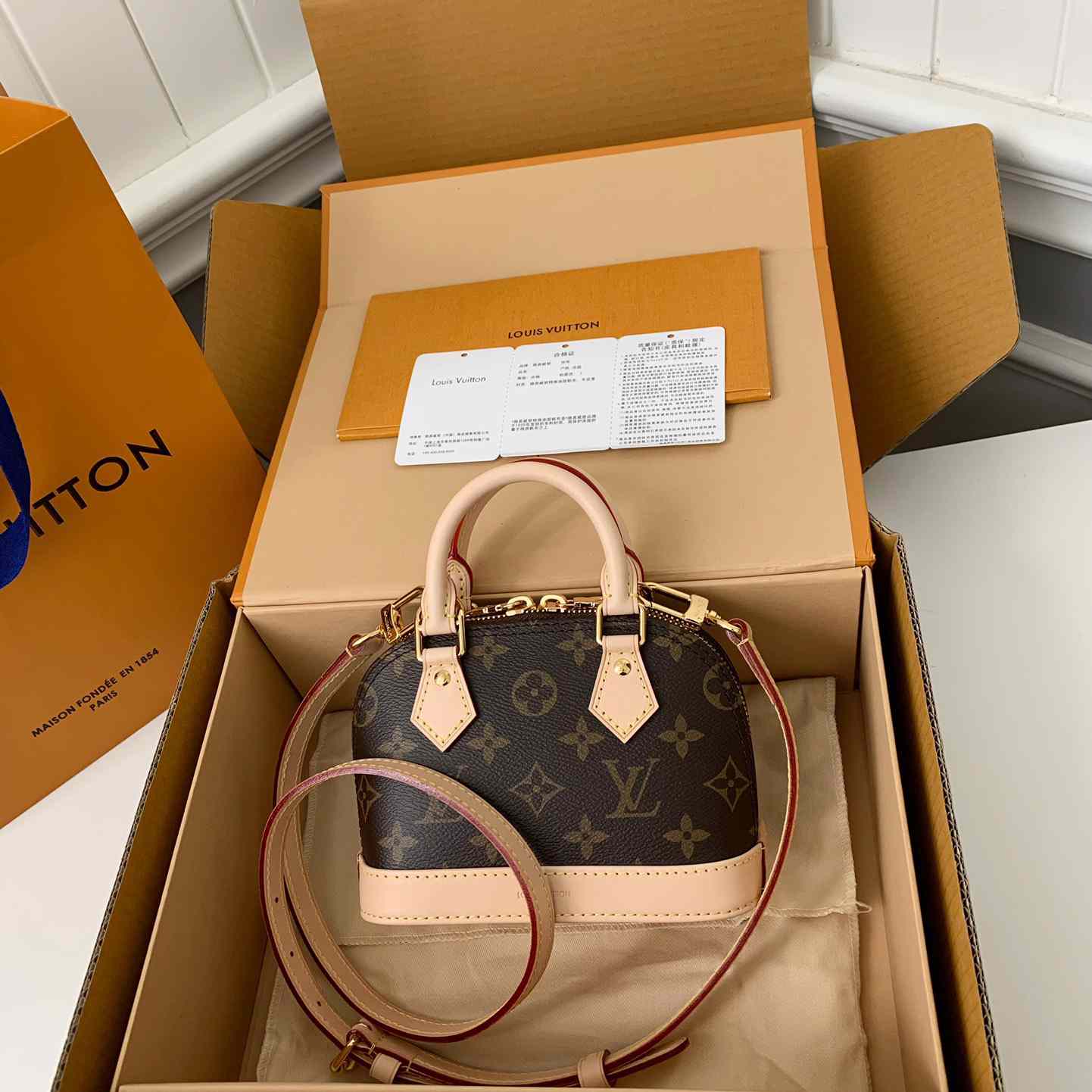 Louis Vuitton Nano Alma   M82717 - FashionPlug