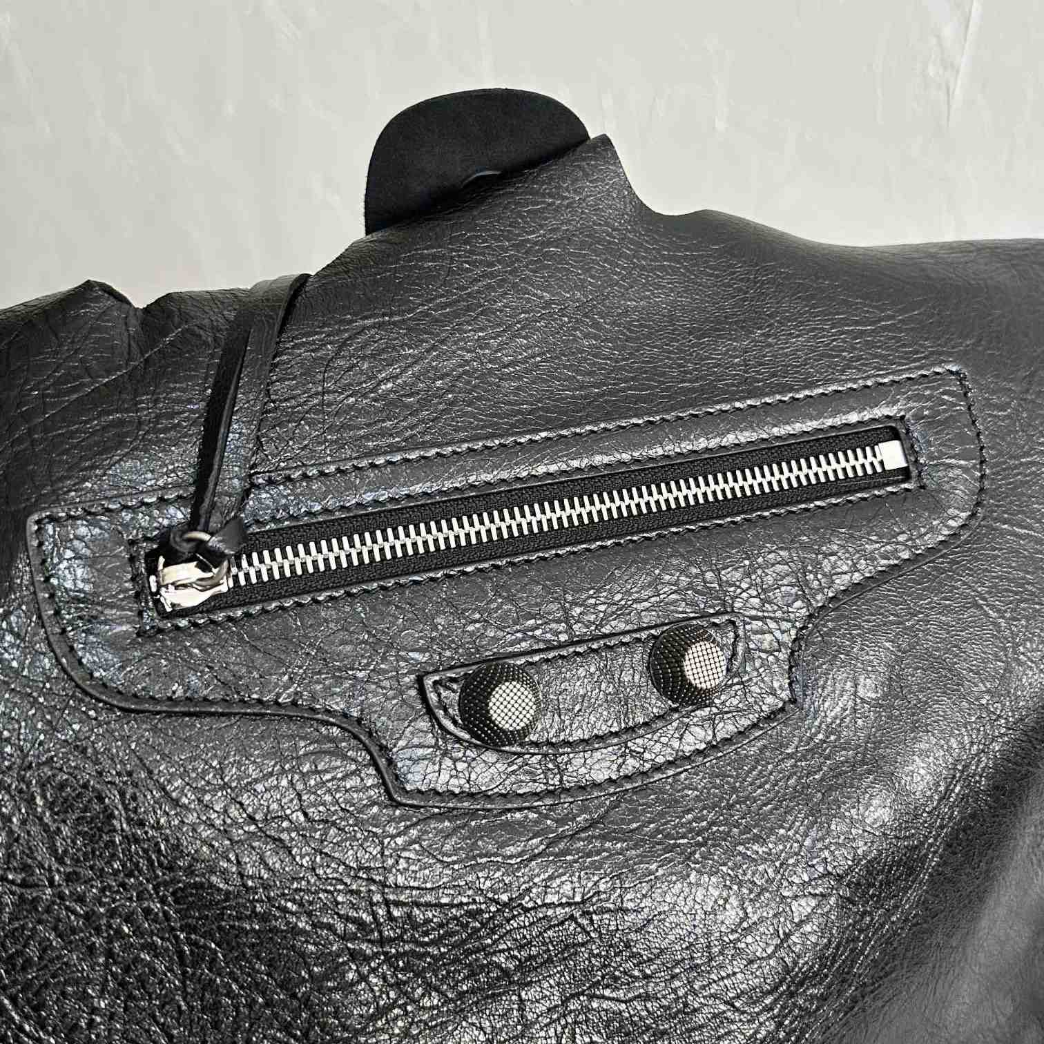 Balenciaga Men's Le Cagole Men Shopper Bag In Black - FashionPlug