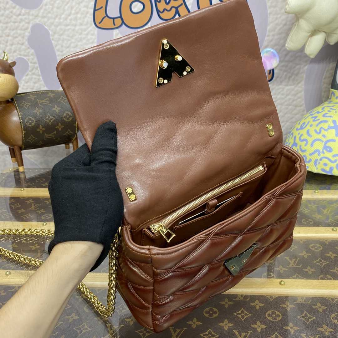 Louis Vuitton GO-14 MM   M23601 - FashionPlug